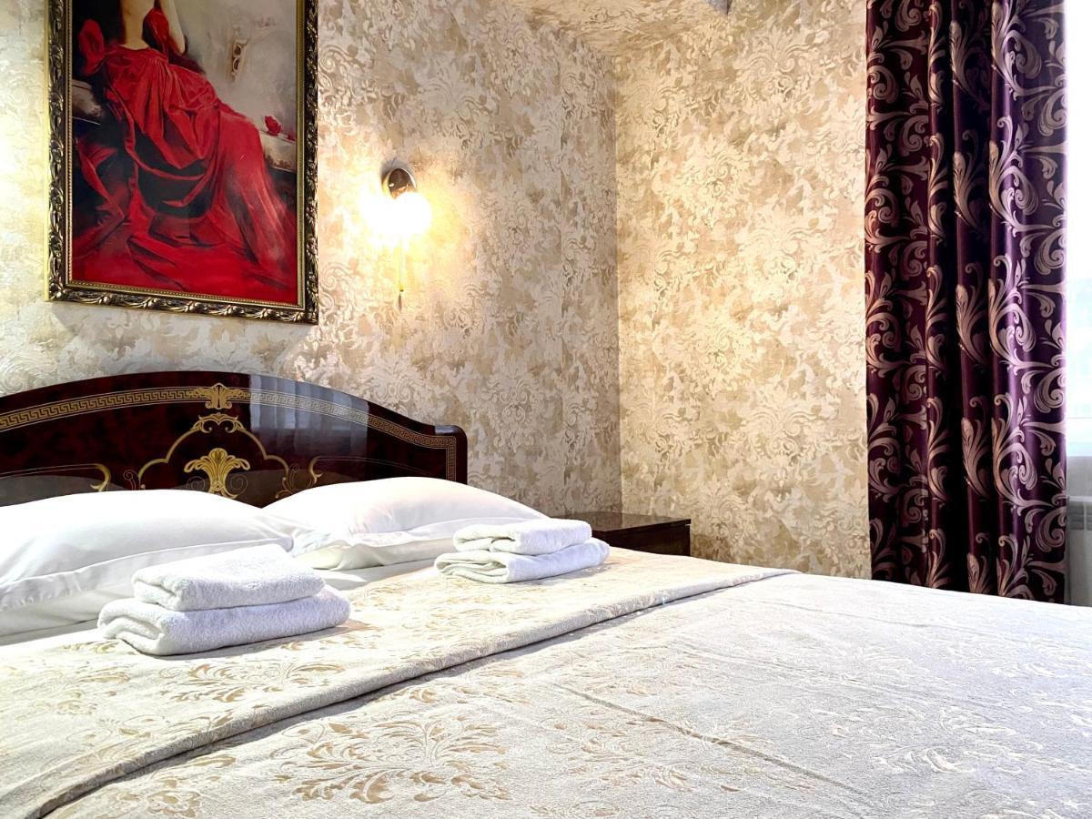 Hotel Royal Poltava Ngoại thất bức ảnh