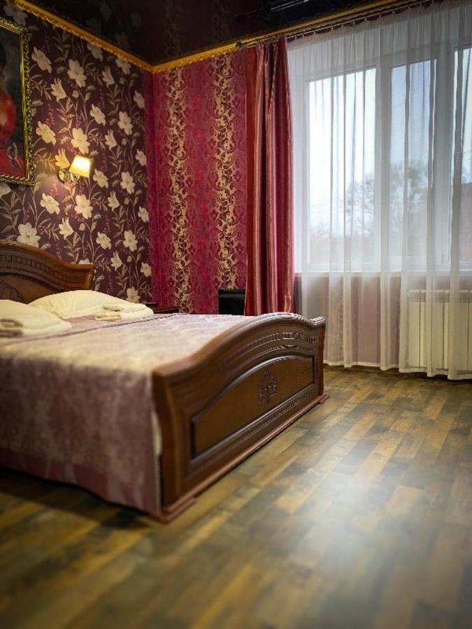 Hotel Royal Poltava Ngoại thất bức ảnh